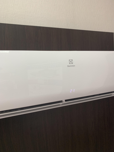 Настінний фанкойл Electrolux EFH-250 213 мм